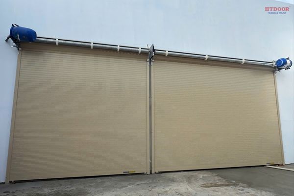 Thi công cửa cuốn công nghệ Đức tại TP Vĩnh Long