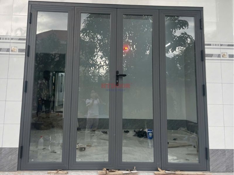 Cửa đi mở quay nhôm Xingfa hệ 55