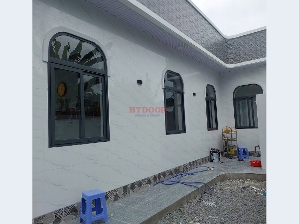 Công trình cửa nhôm Xingfa màu Xám