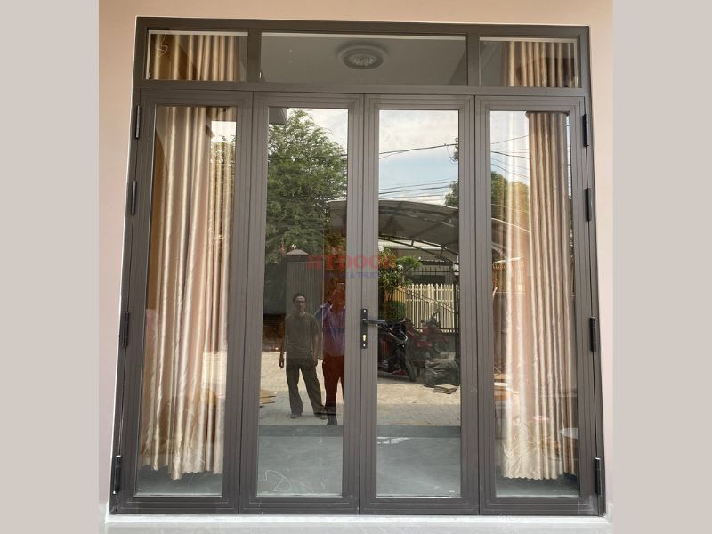 Cửa đi nhôm Xingfa màu nâu cà phê