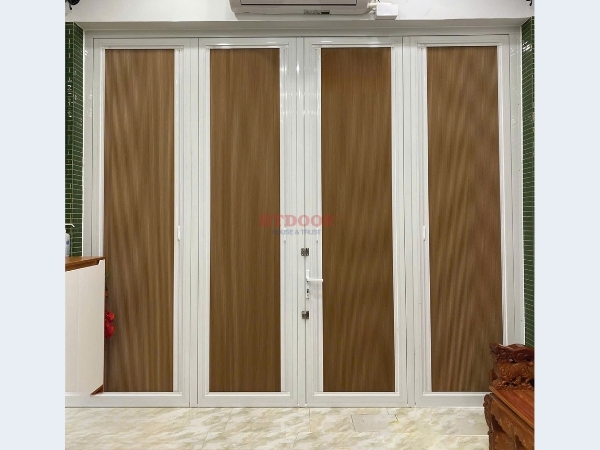 Cửa đi 4 cánh mở quay nhôm Xingfa