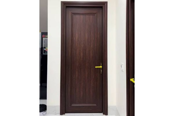 Cửa phòng nhôm Owin màu vân gỗ tấm liền