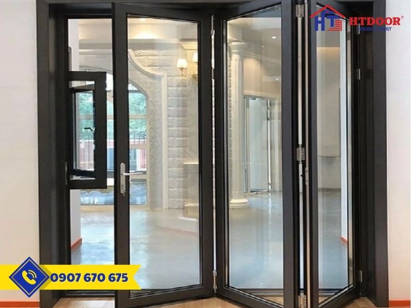 Cửa nhôm Xingfa xếp trượt nhà mặt tiền