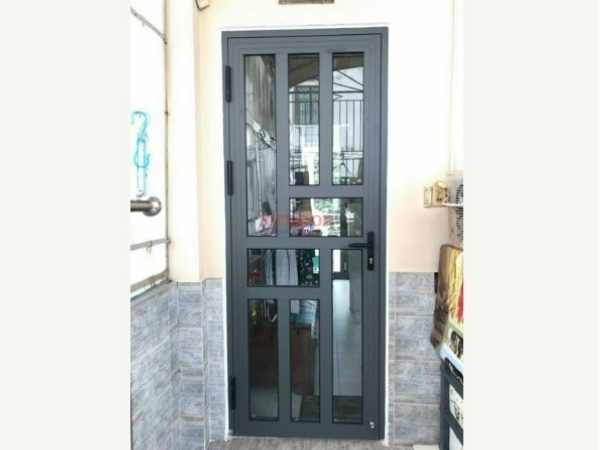 Cửa đi 1 cánh mở quay chia ô