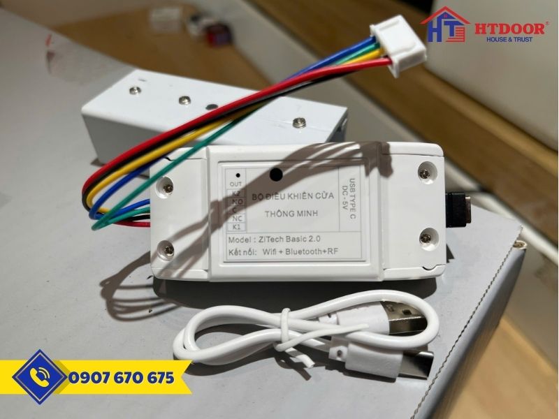 Bộ điều khiển cửa cuốn