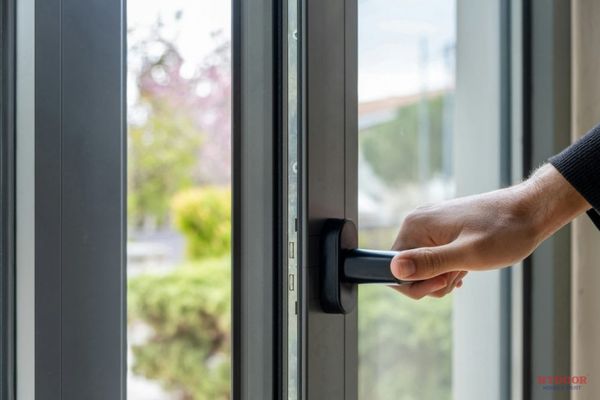 Tay nắm cửa nhôm