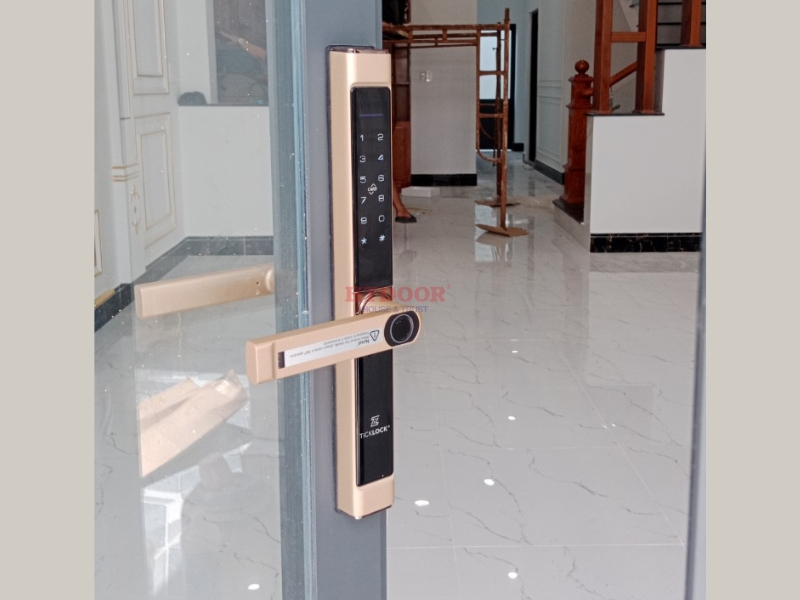 Khóa thông minh 4 chức năng