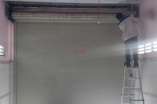 Cửa cuốn tự vận hành