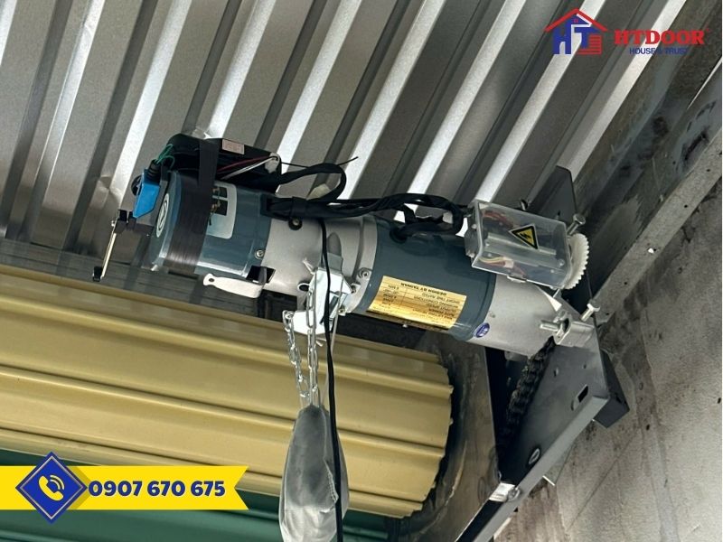 Motor ngoài lắp cho cửa cuốn Đài Loan