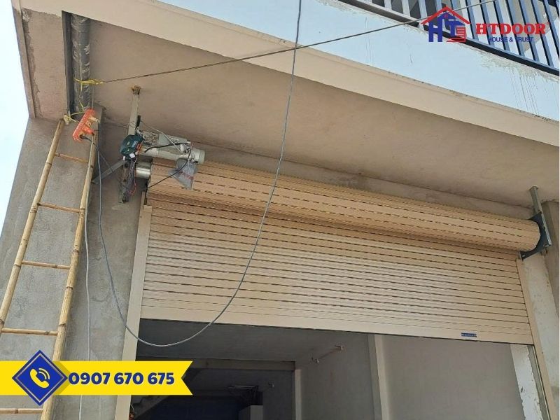 Motor lắp cho công trình nhà khách - HTDoor