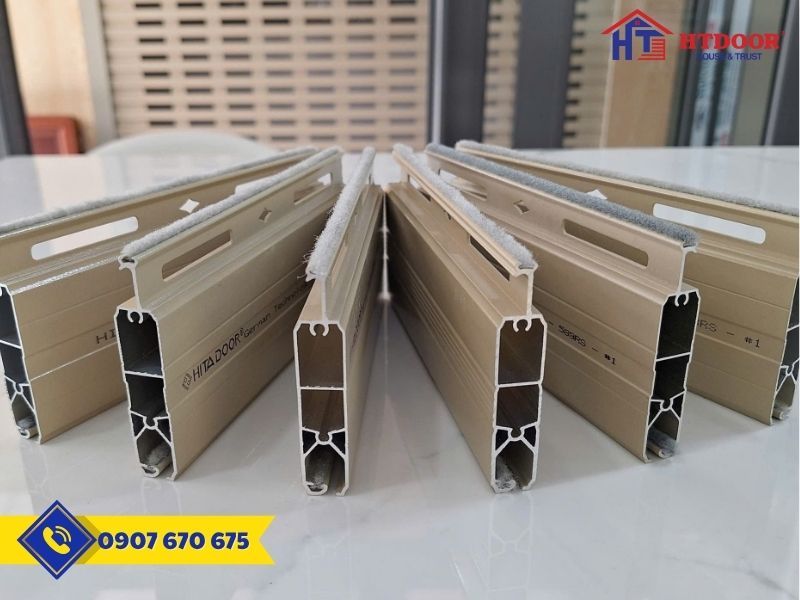 Nan cửa cuốn Đức khe thoáng