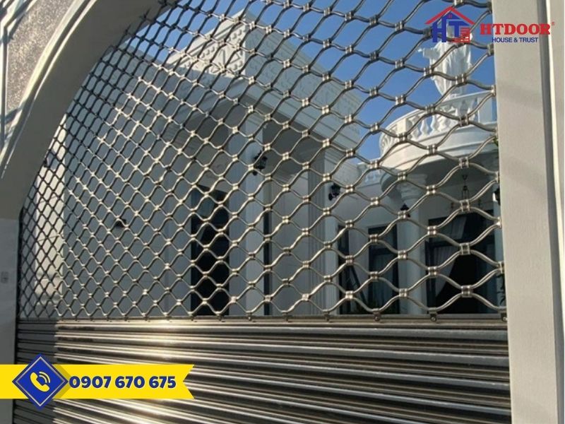 Nan cửa cuốn mắc võng inox