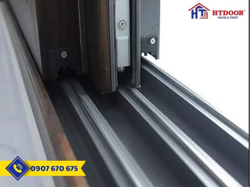 Ray dẫn cửa nhôm mở lùa