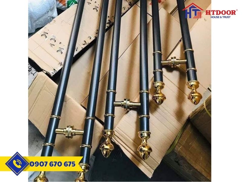 Tay nắm cửa hệ thủy lực