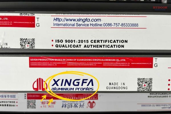 Khối chữ thương hiệu tem nhôm Xingfa cũ
