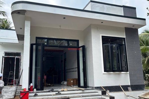 Công trình cửa nhôm Xingfa nhà khách tại Giồng Trôm