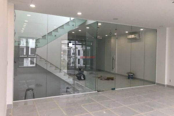 Vách kính cố định
