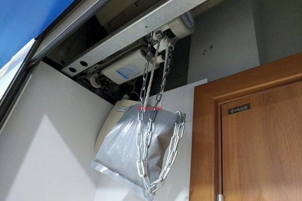 Xích kéo motor cửa cuốn